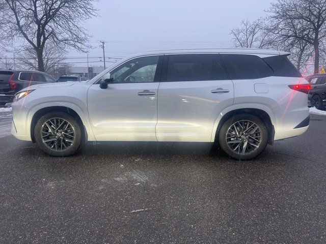 Used 2024 Lexus TX 350 AWD image 11