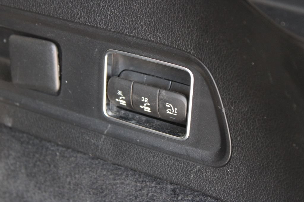Used 2024 Mercedes-Benz GLS 450 4MATIC image 10