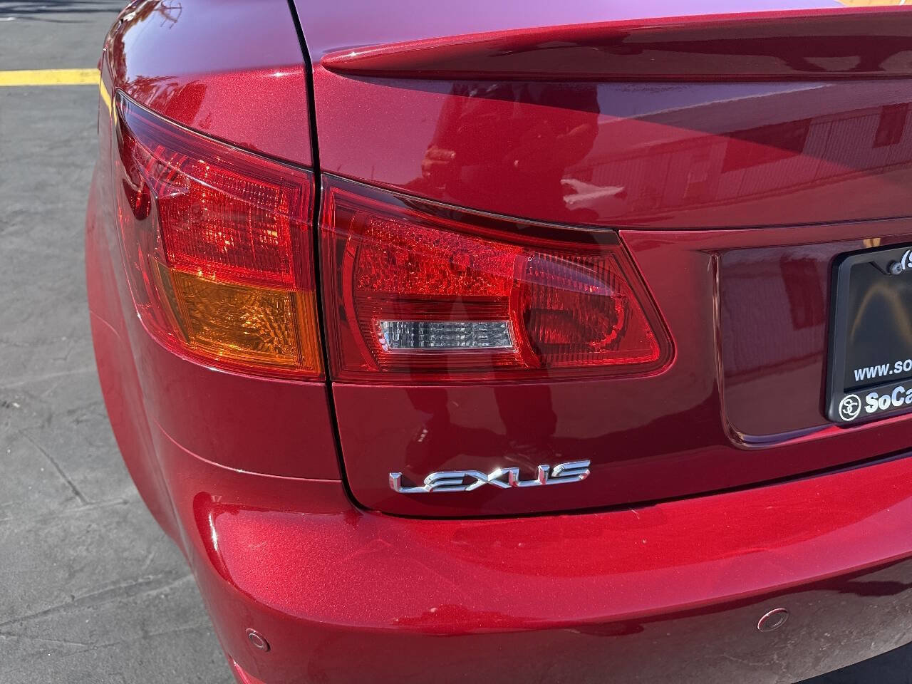 Used 2007 Lexus IS 350 RWD image 29