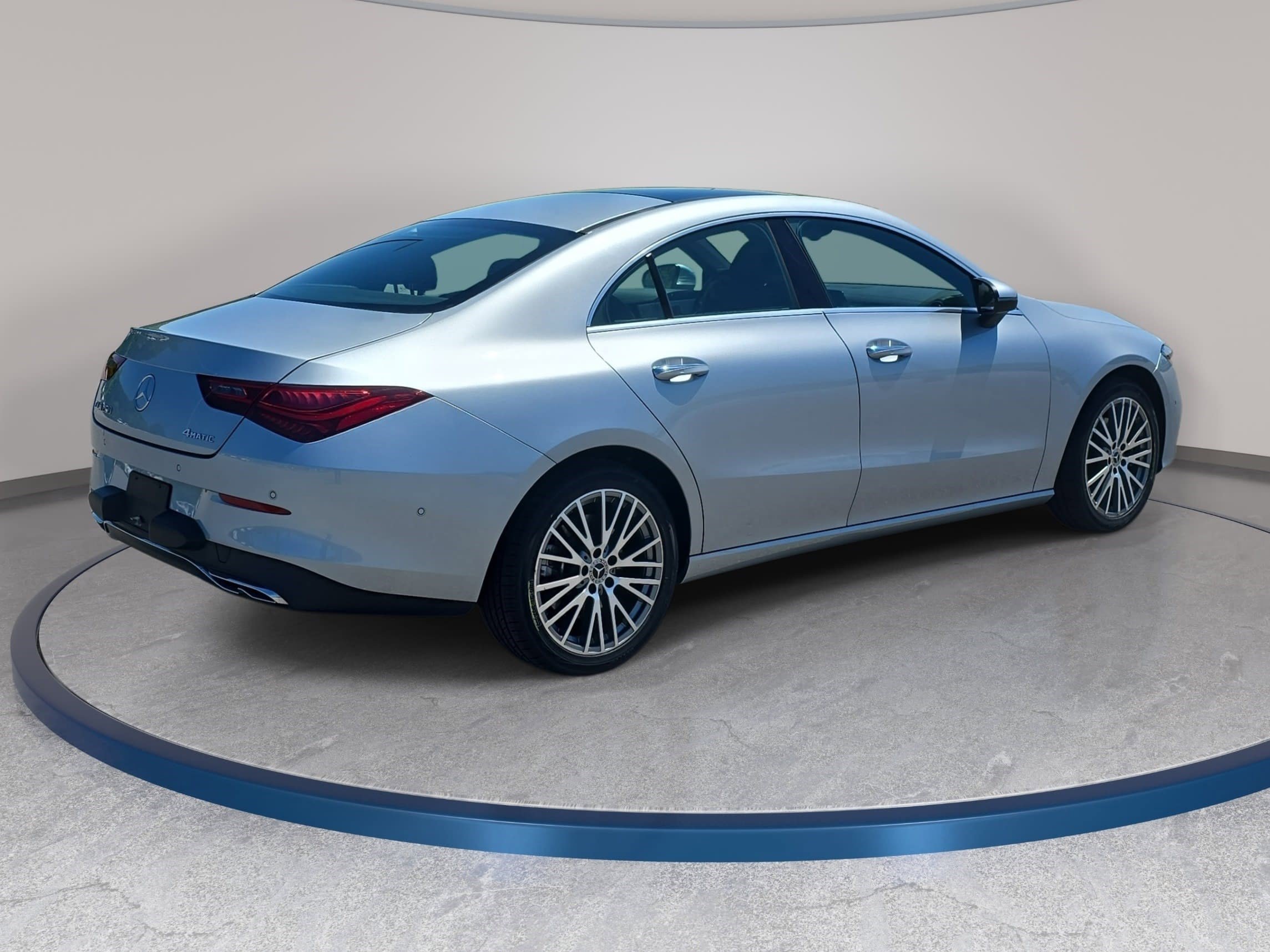 Used 2025 Mercedes-Benz CLA 250 4MATIC image 5