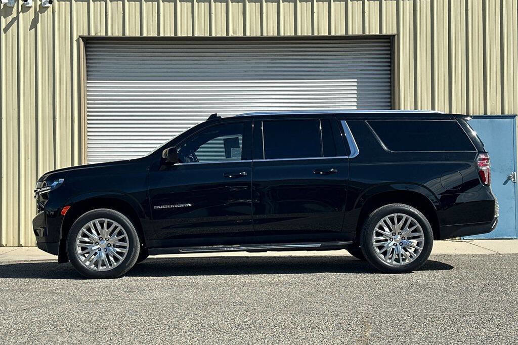 Used 2024 Chevrolet Suburban LS w/ Driver Alert Package image 3
