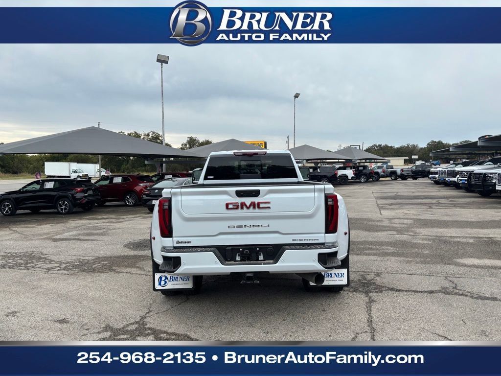 New 2026 GMC Sierra 3500 Denali w/ Denali Reserve Package image 4