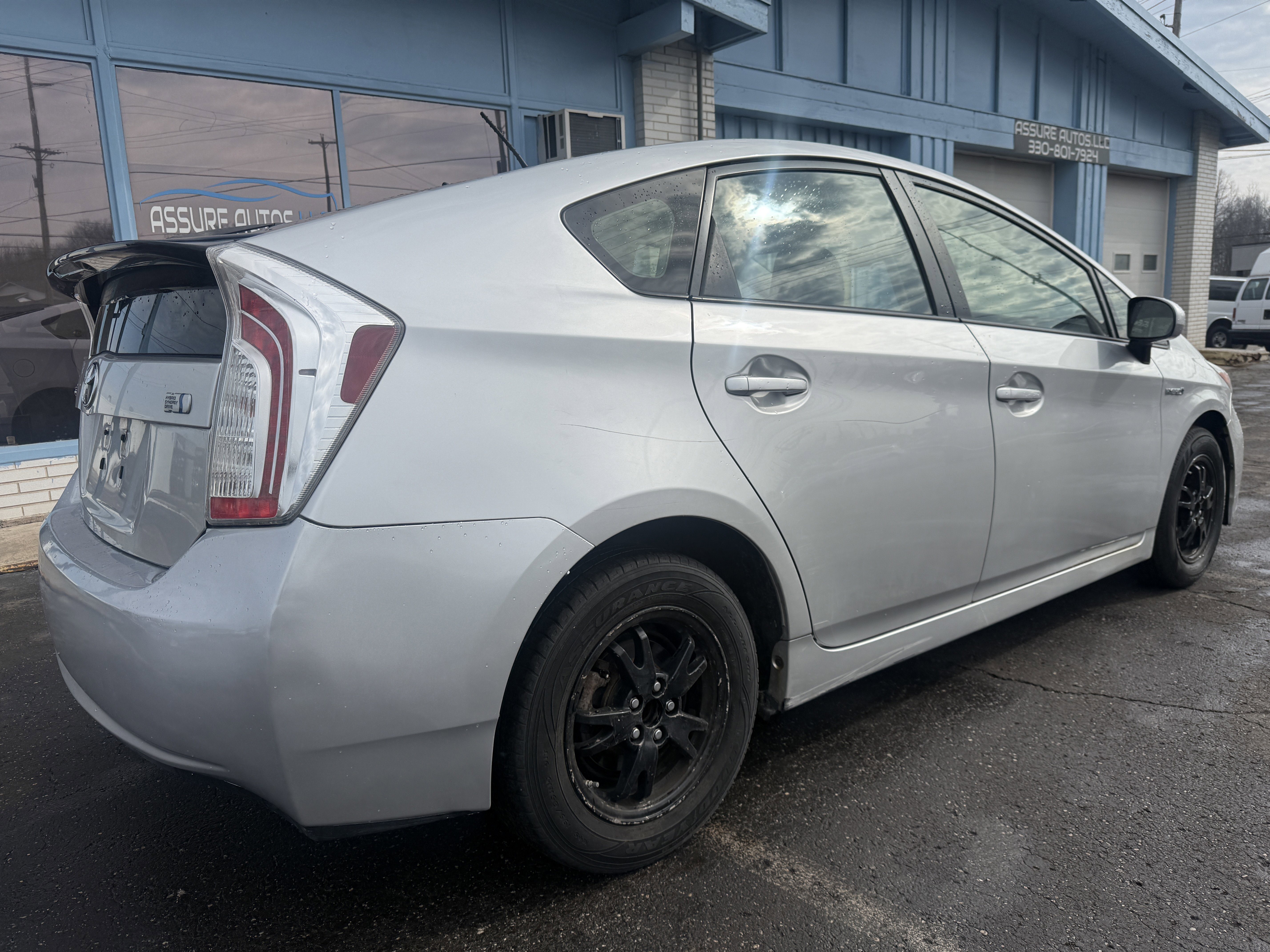 Used 2014 Toyota Prius Two FWD image 5