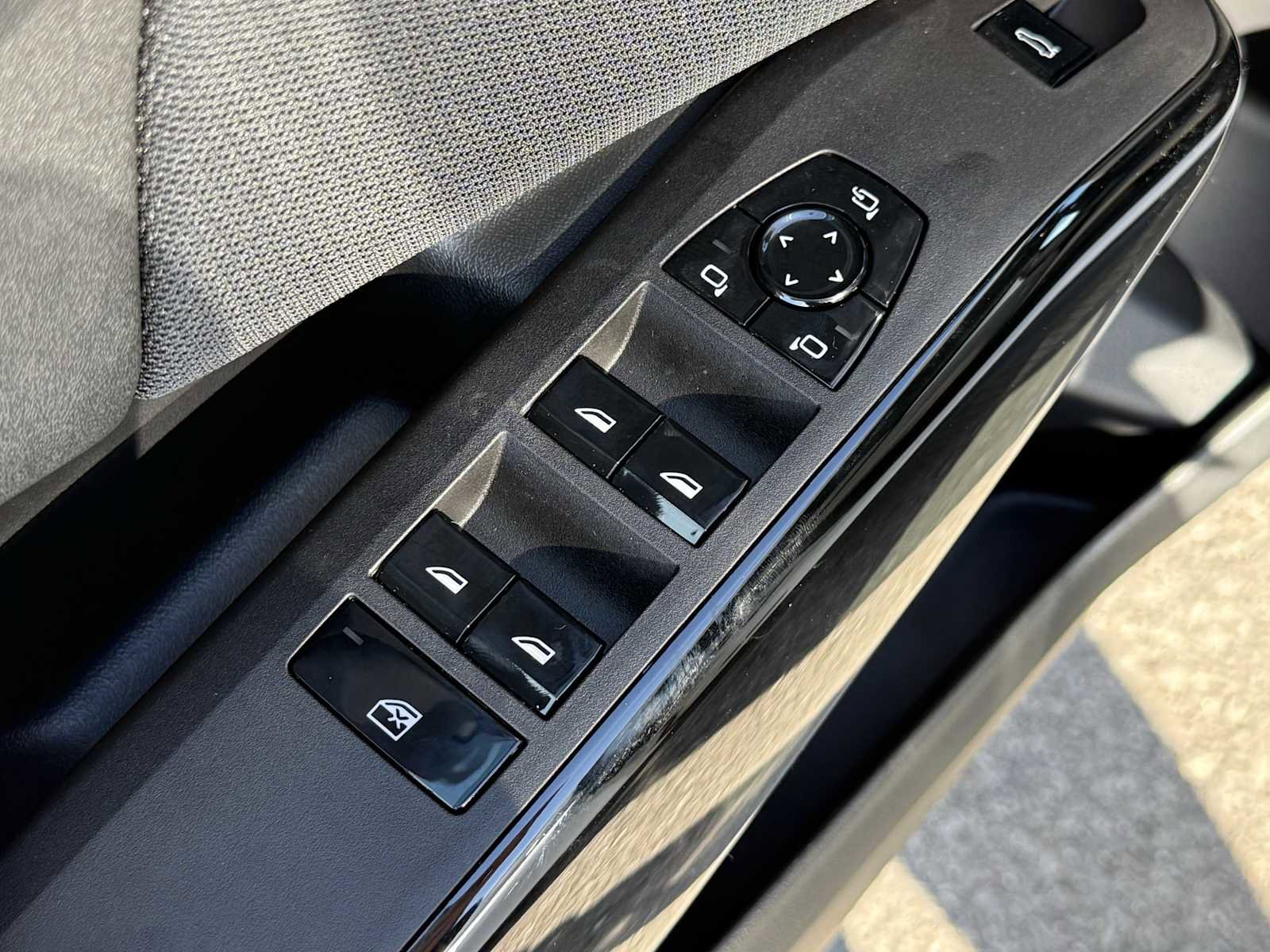 New 2026 BMW X3 xDrive30 w/ Premium Package image 13