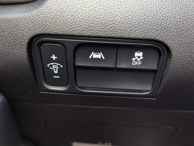 Used 2023 Kia Sorento LX FWD image 33