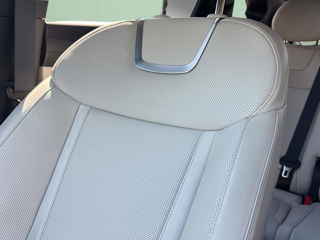 Certified 2025 Hyundai Tucson Limited image 47