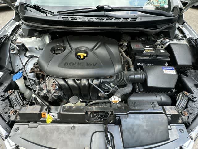 Used 2013 Hyundai Elantra Limited FWD image 21