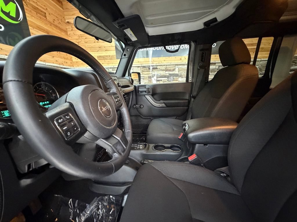 Used 2016 Jeep Wrangler Unlimited Sport w/ Connectivity Group AWD/4WD image 21