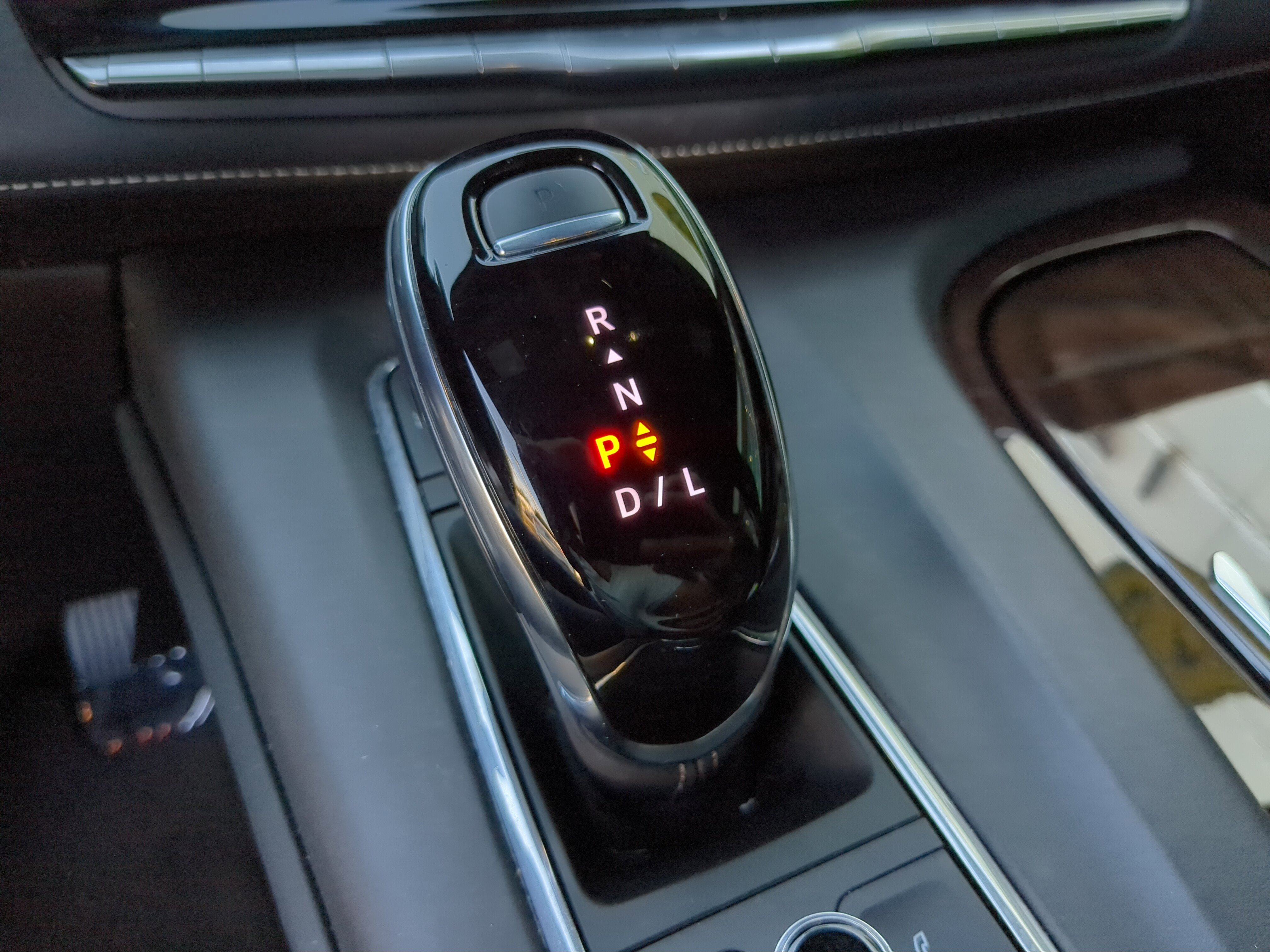 Used 2022 Cadillac Escalade Sport Platinum image 29