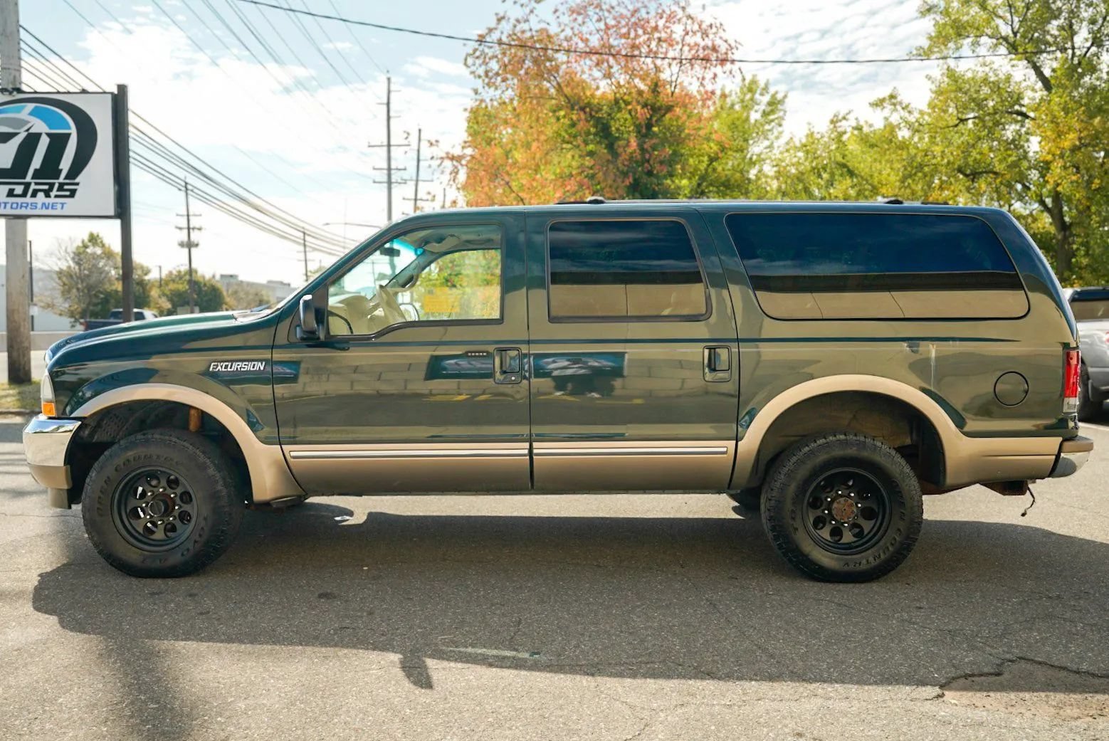 Used 2002 Ford Excursion Limited AWD/4WD image 8