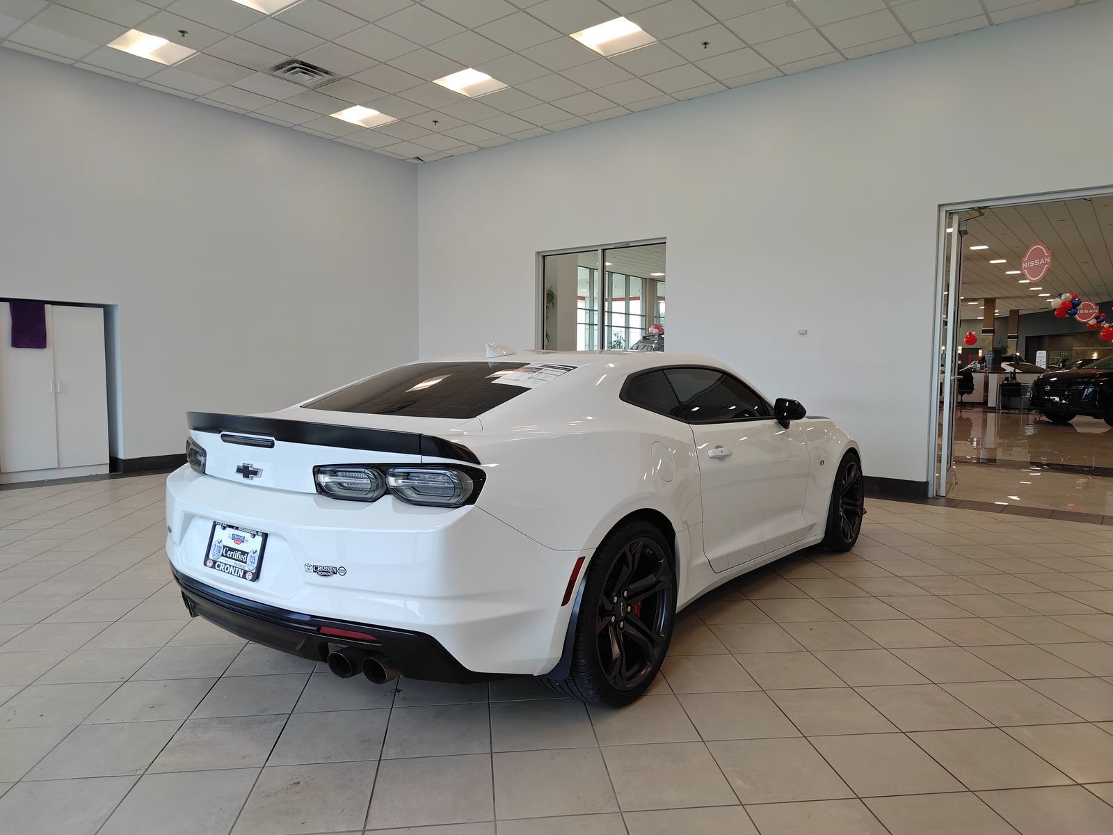Used 2023 Chevrolet Camaro SS RWD image 3