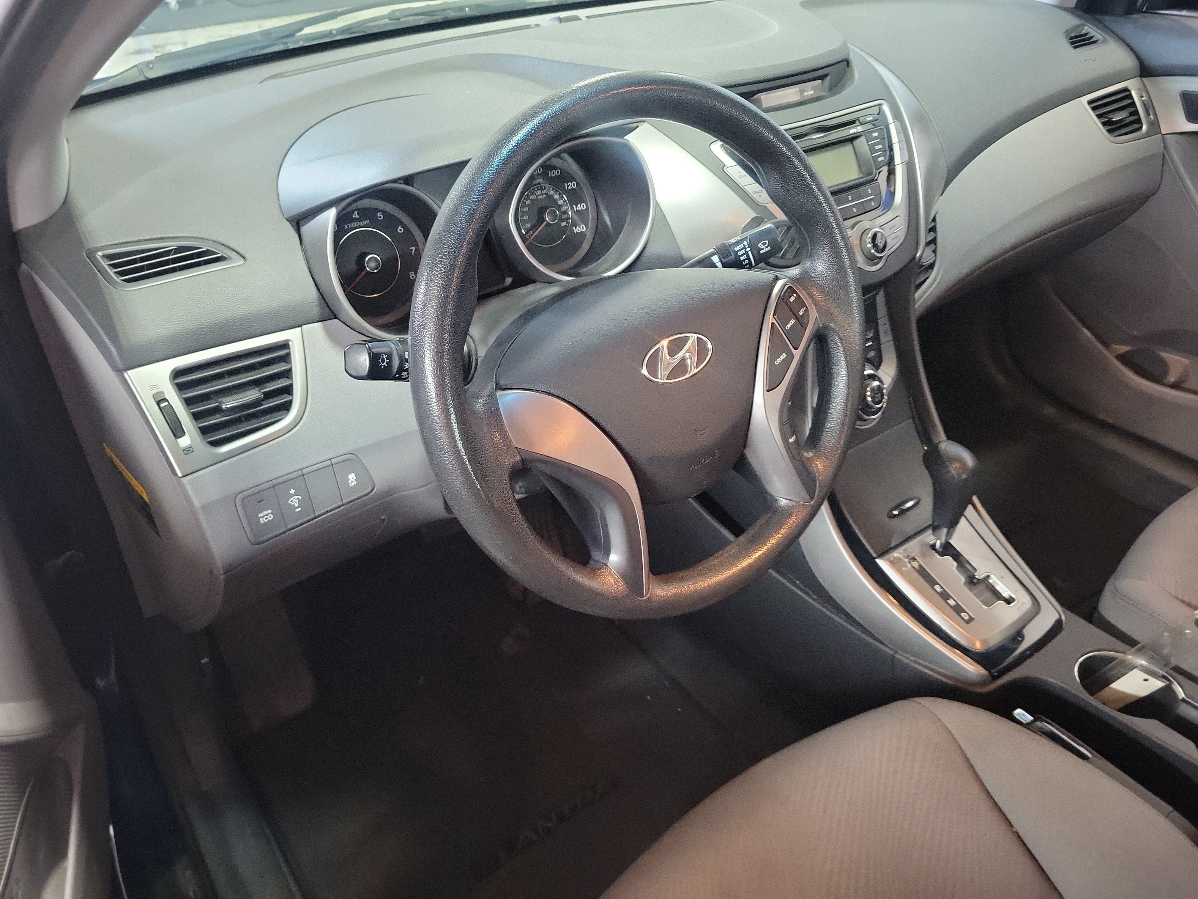 Used 2013 Hyundai Elantra GLS FWD image 14
