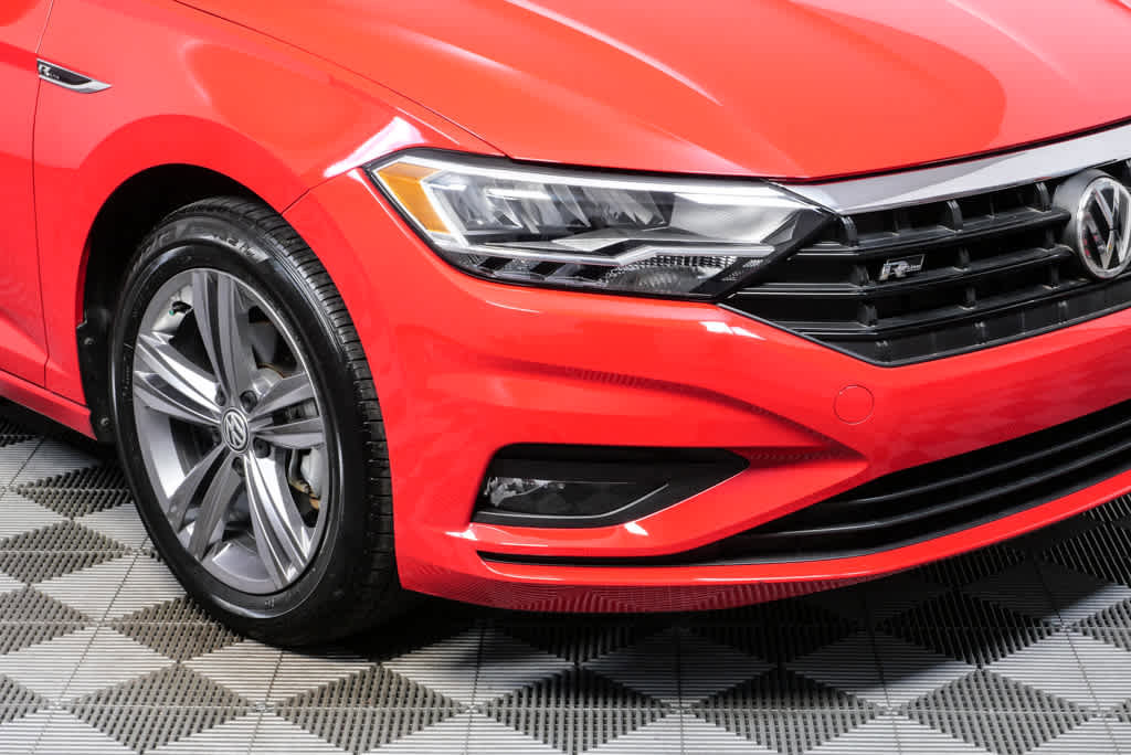 Certified 2021 Volkswagen Jetta R-Line image 33