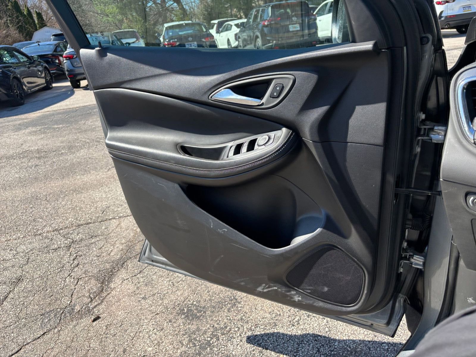 Used 2025 Buick Encore GX Preferred image 18