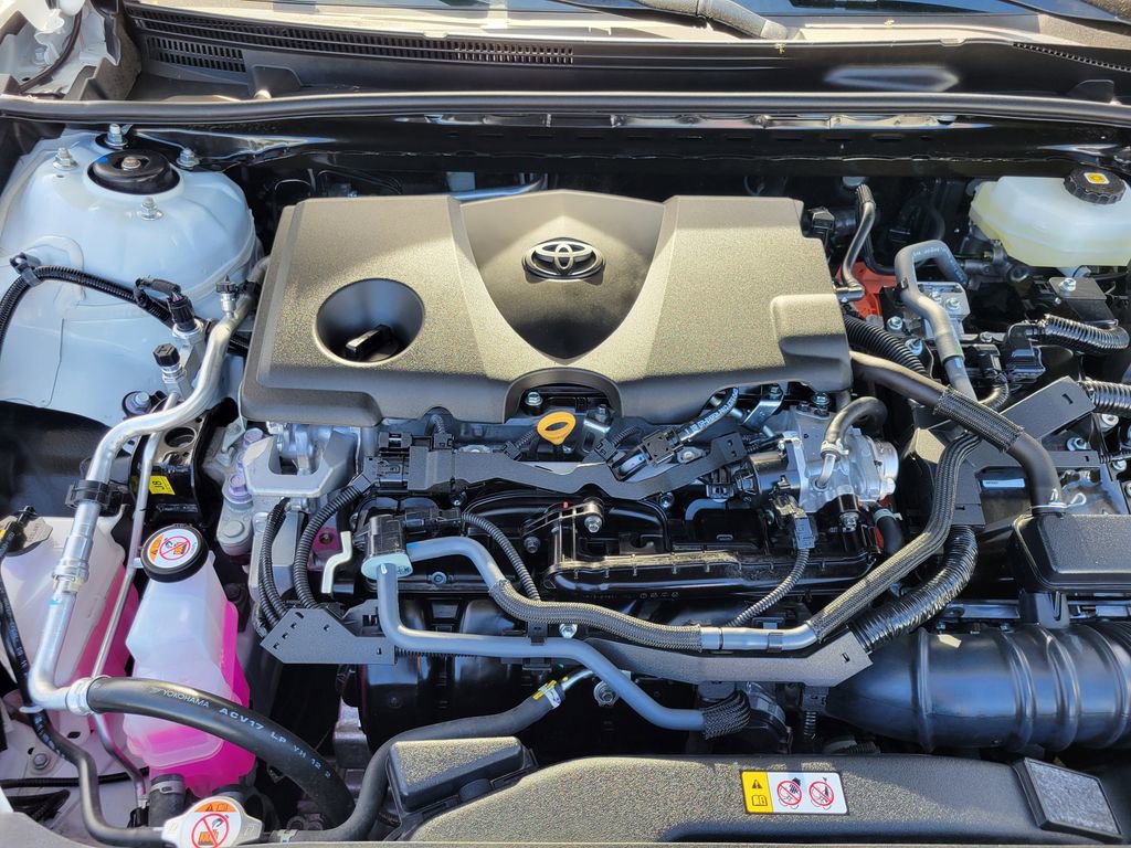 Used 2025 Toyota Camry SE image 23