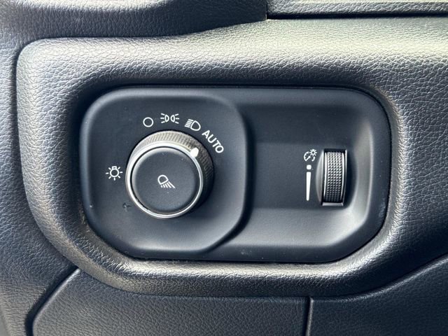 Used 2022 RAM 2500 Big Horn AWD/4WD image 28