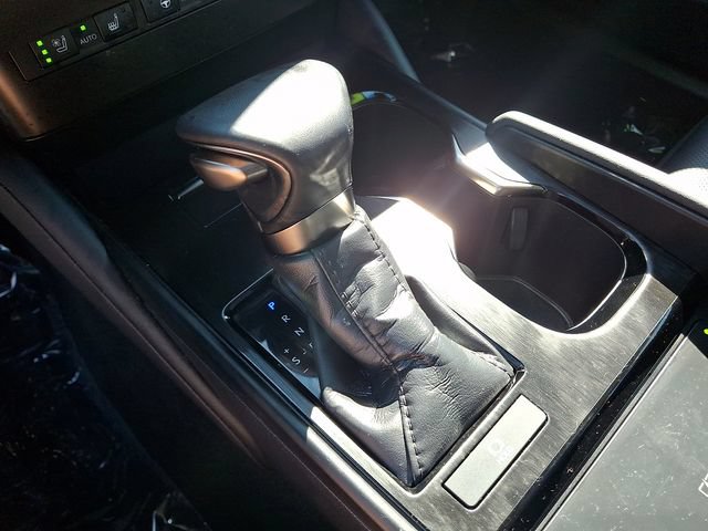 Certified 2024 Lexus ES 350 w/ Premium Package FWD image 16