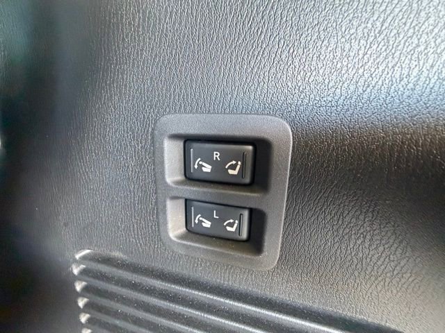 Used 2023 Nissan Armada Platinum w/ Captain's Chairs Package image 27