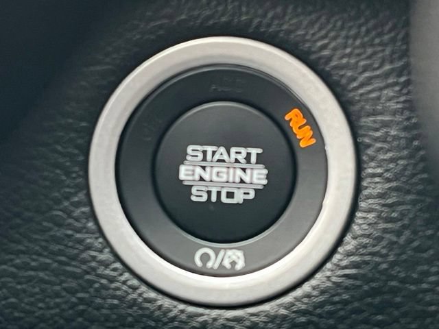 Used 2022 RAM 1500 Big Horn AWD/4WD image 17