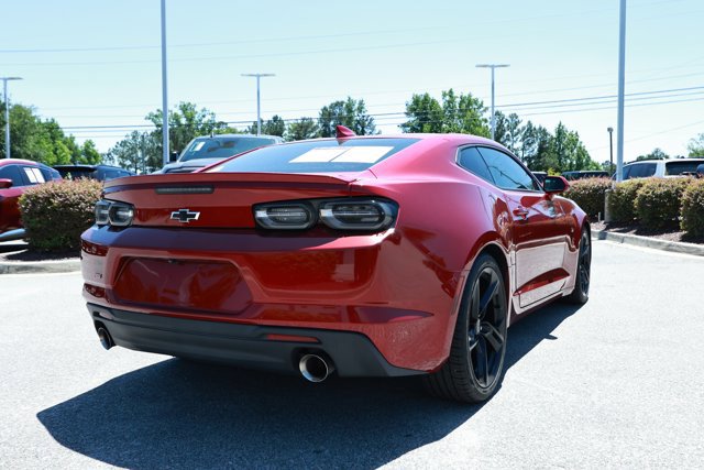 Used 2022 Chevrolet Camaro LT w/ RS Package RWD image 6