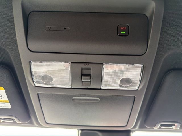 Used 2025 Nissan Frontier PRO-4X w/ Interior Protection Package image 37