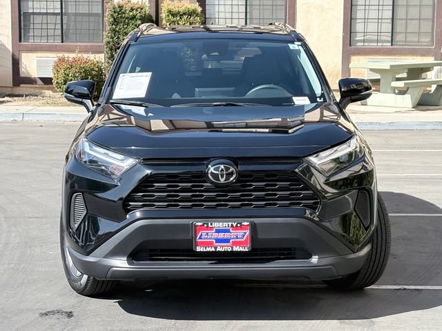 Used 2025 Toyota RAV4 XLE FWD image 3