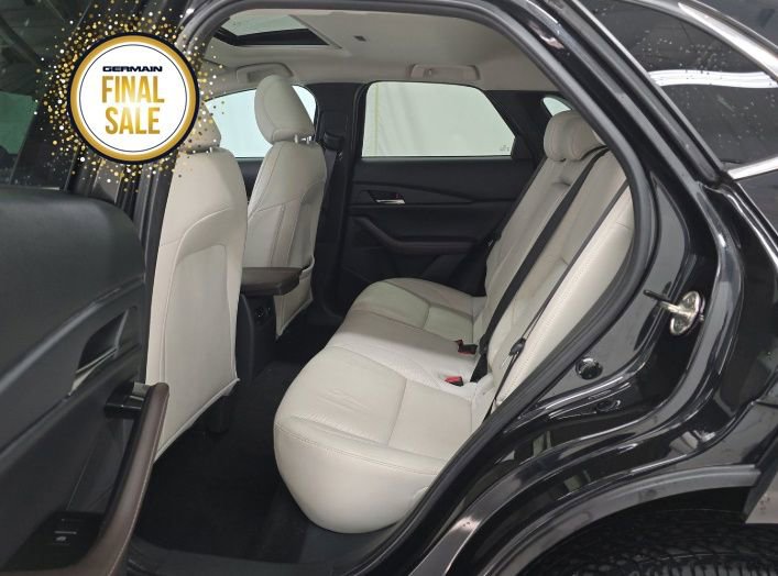 Used 2022 MAZDA CX-30 AWD 2.5 S w/ Premium Package image 6