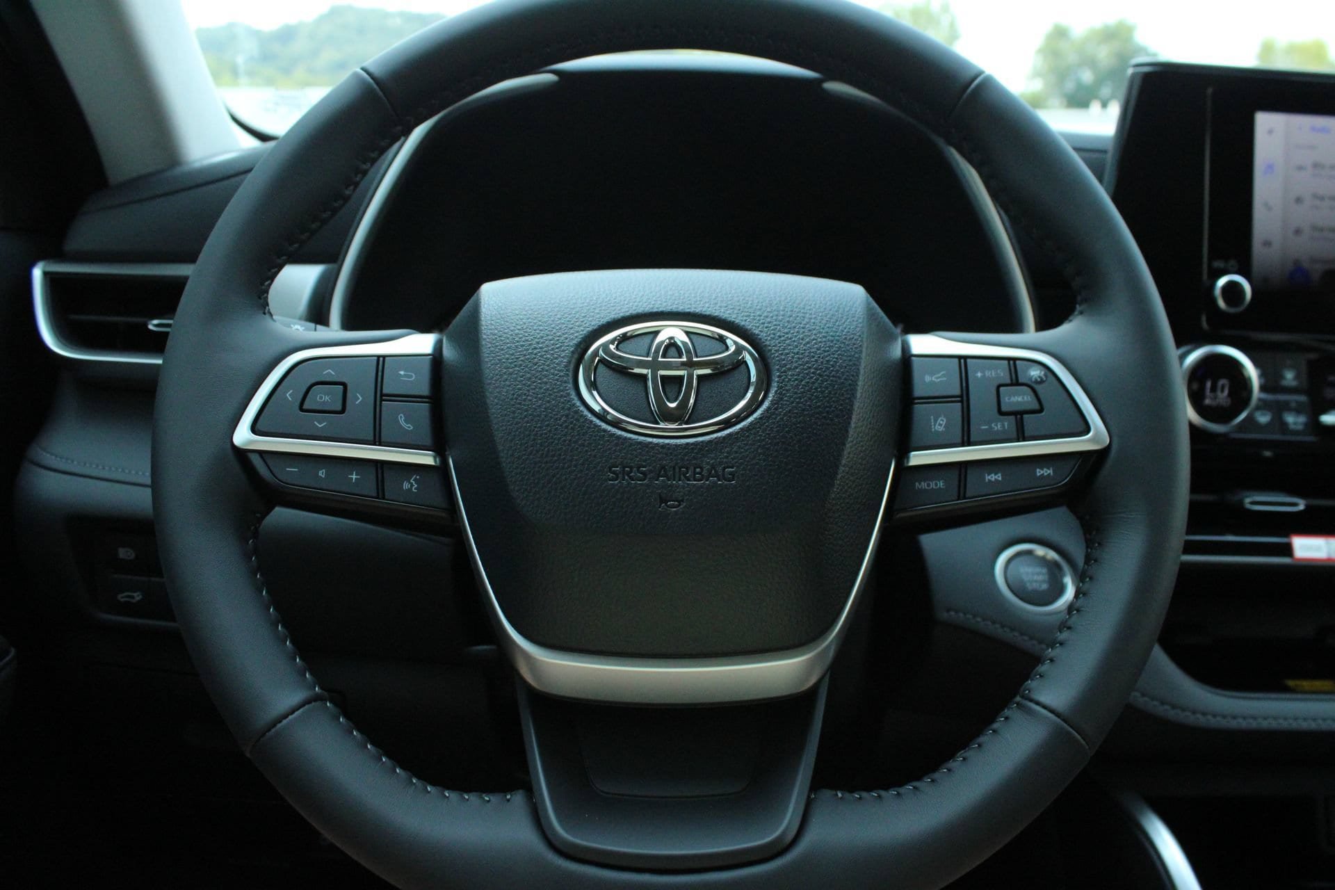 New 2026 Toyota Highlander XLE AWD/4WD image 38