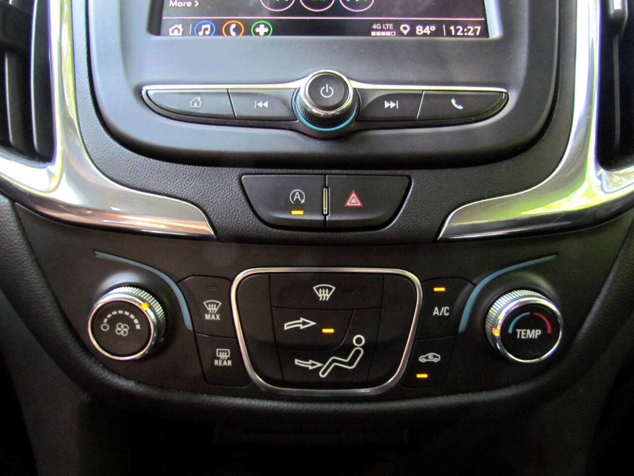 Used 2023 Chevrolet Equinox LT image 31