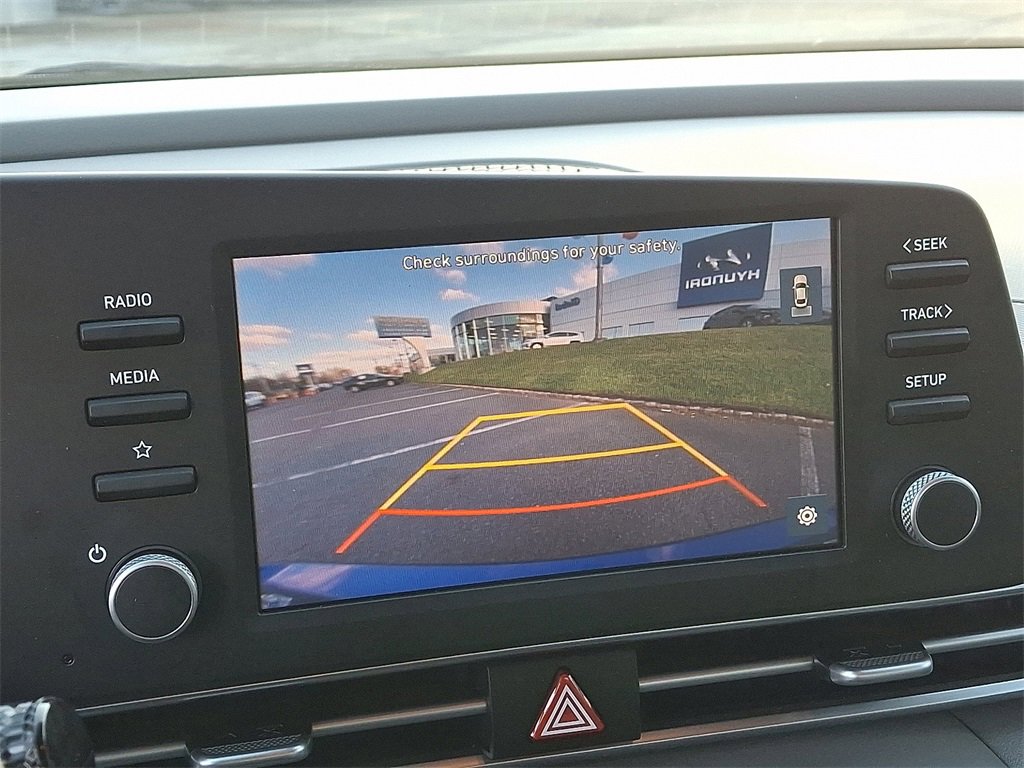 Used 2023 Hyundai Elantra SEL w/ Cargo Package image 18