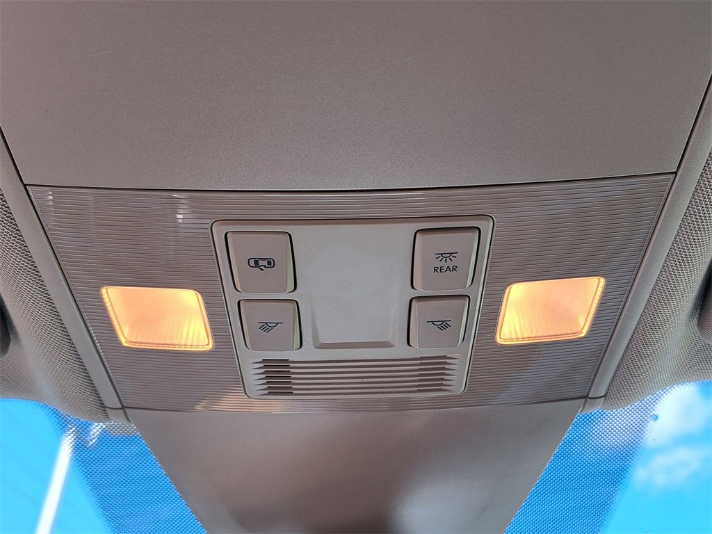 Used 2019 Volkswagen Atlas SE w/ Towing Package image 15