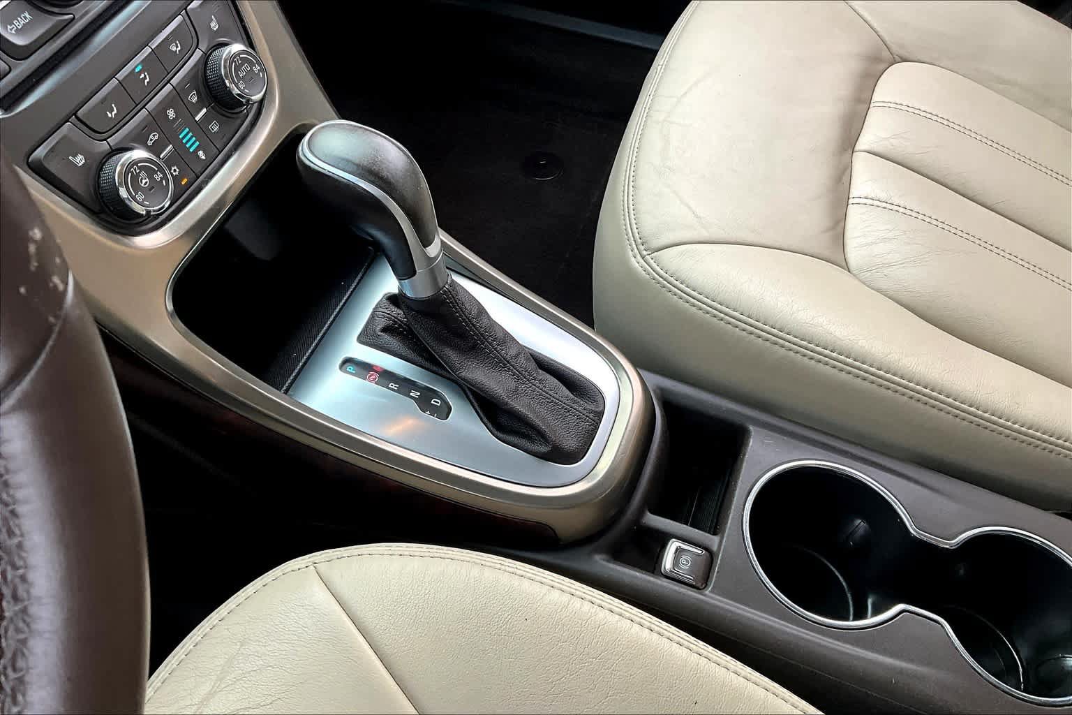 Used 2015 Buick Verano Leather w/ Experience Buick Package FWD image 17