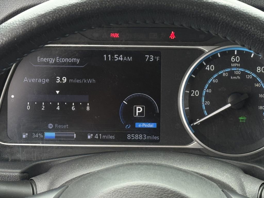 Used 2018 Nissan Leaf SL w/ SL Technology Package FWD image 17