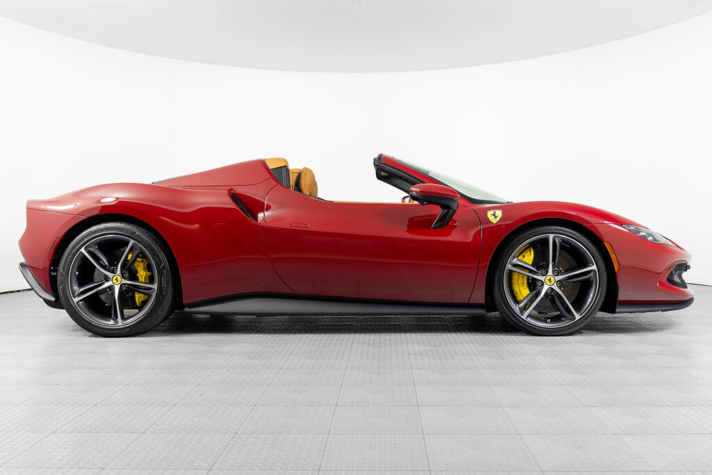 Used 2026 Ferrari 296 GTS RWD image 3