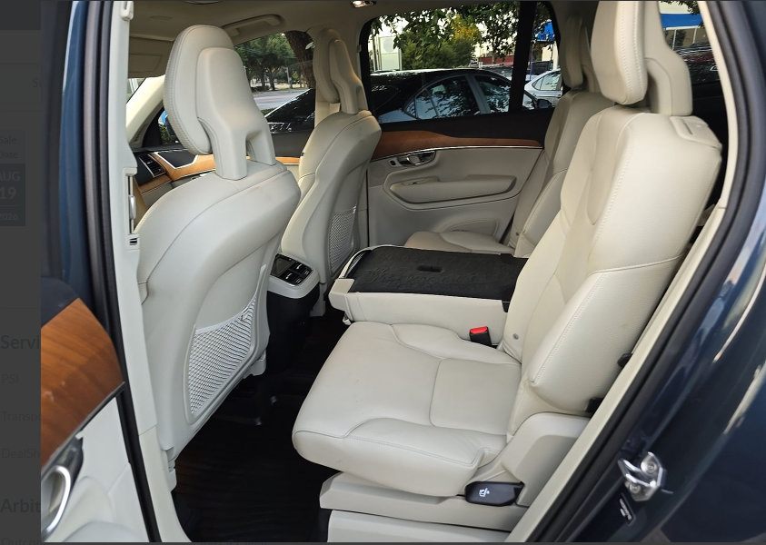 Used 2021 Volvo XC90 T6 Momentum w/ Advanced Package AWD/4WD image 4