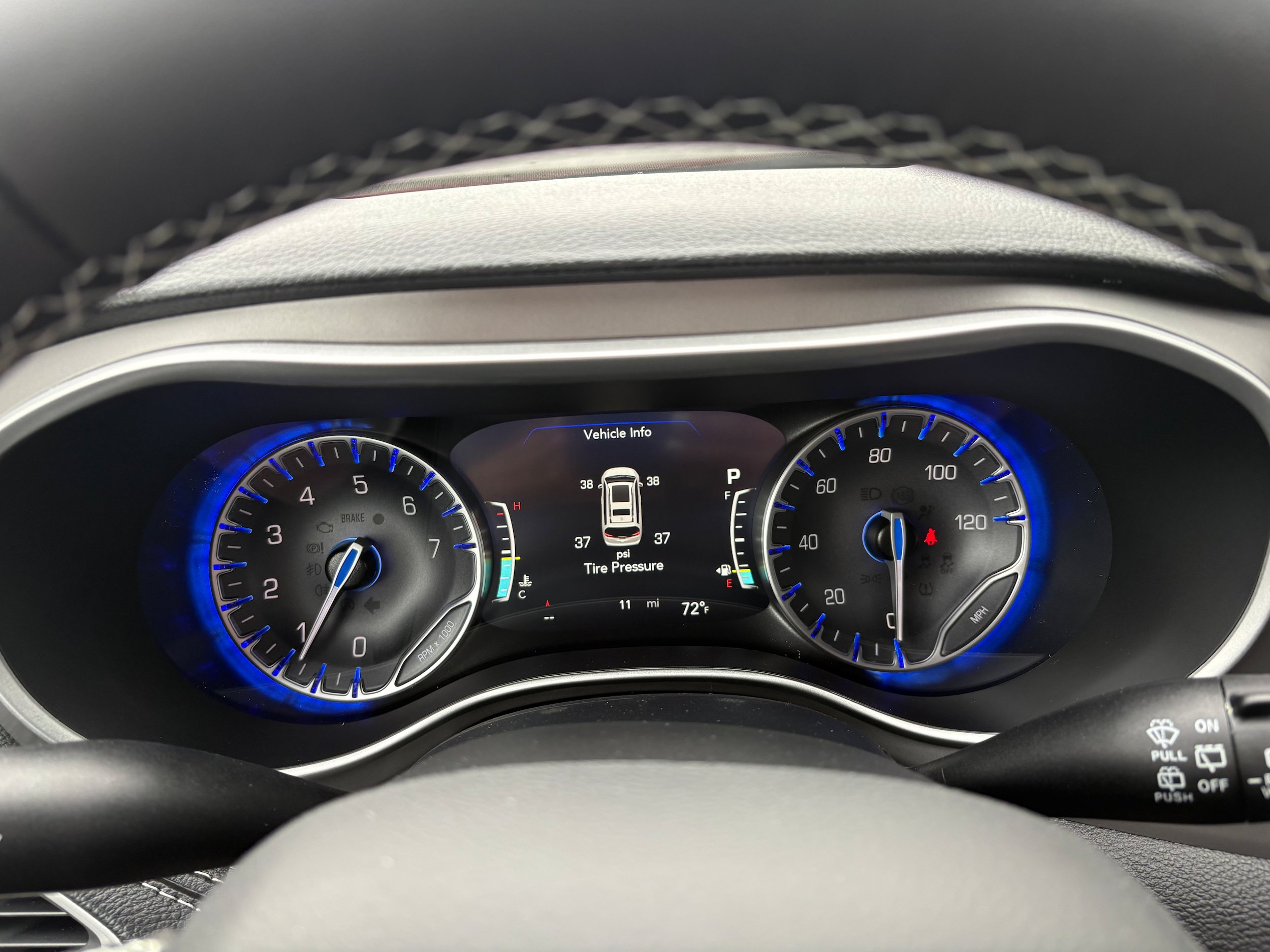 New 2027 Chrysler Pacifica Select AWD/4WD image 22