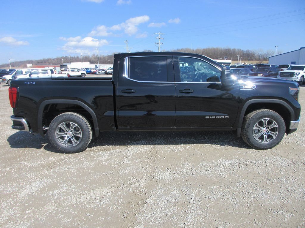 New 2026 GMC Sierra 1500 SLE w/ Max Trailering Package AWD/4WD image 3