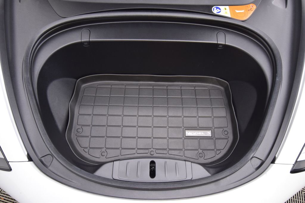 Used 2018 Tesla Model 3 Long Range image 28