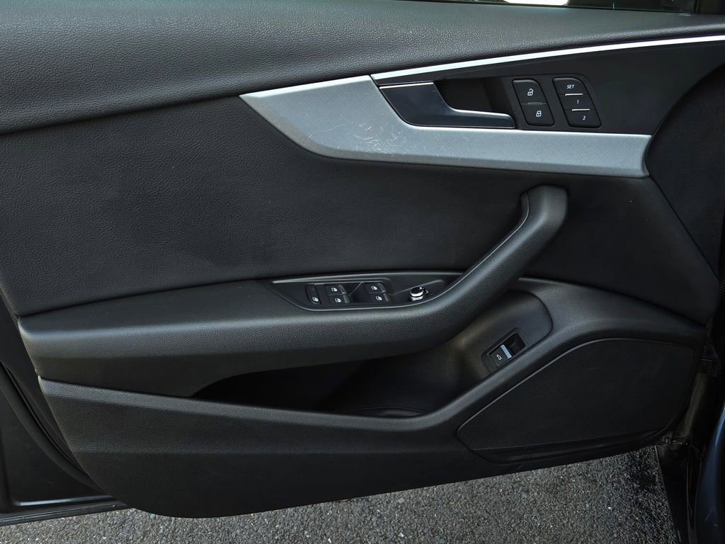 Used 2017 Audi A4 2.0T Ultra Premium w/ Convenience Package image 10