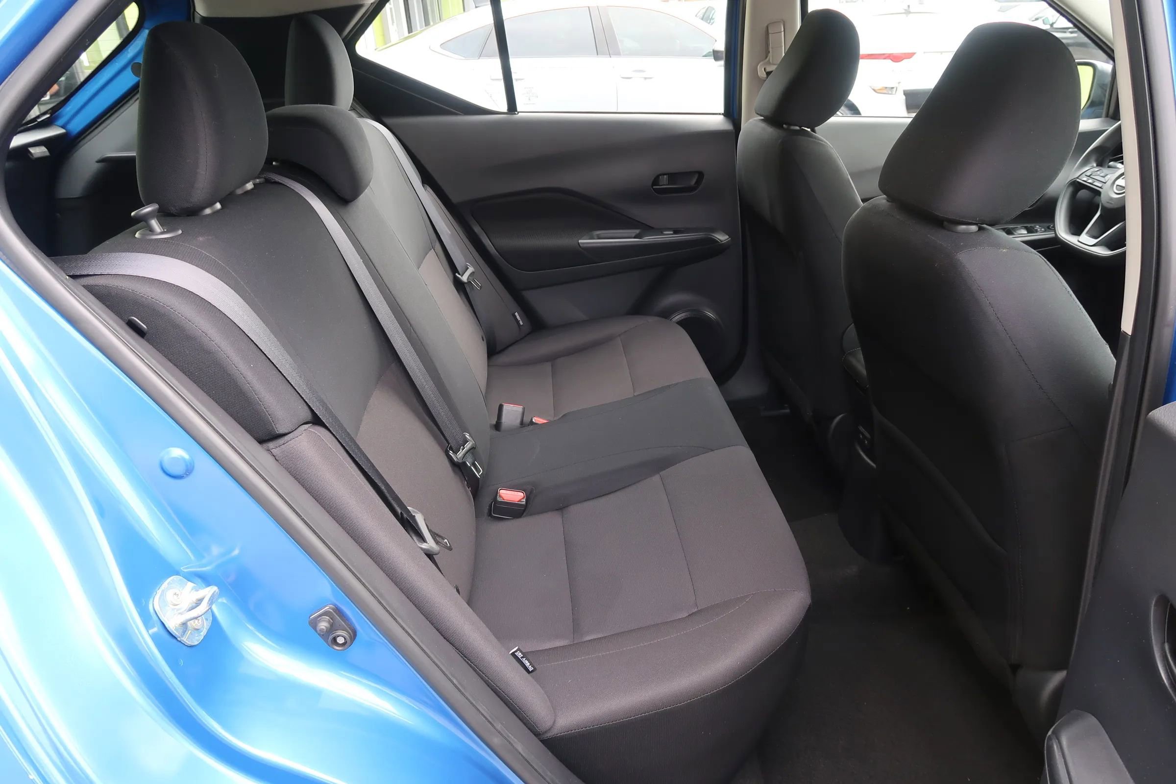 Used 2024 Nissan Kicks S image 23