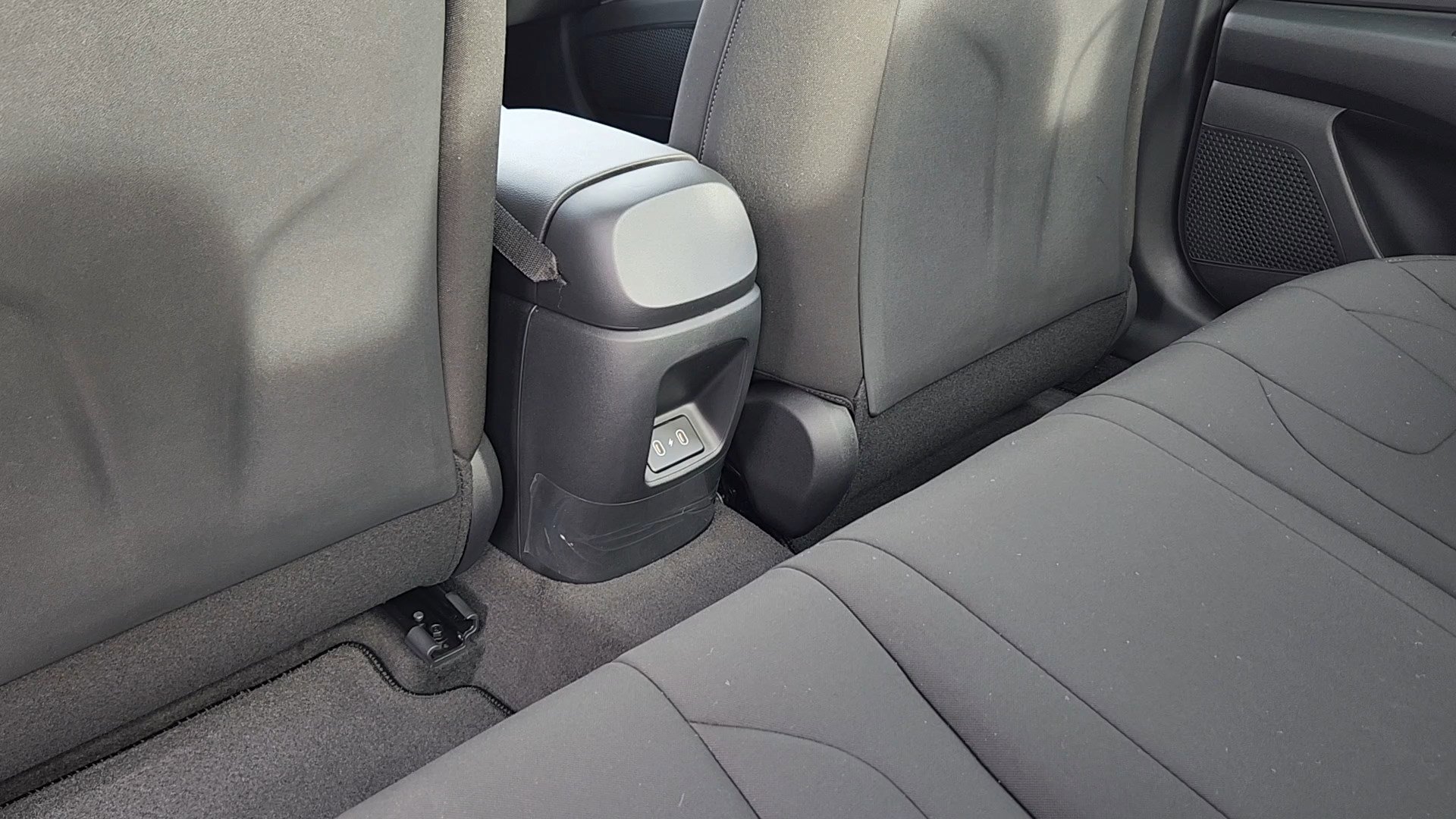 New 2026 Hyundai Elantra Blue image 17