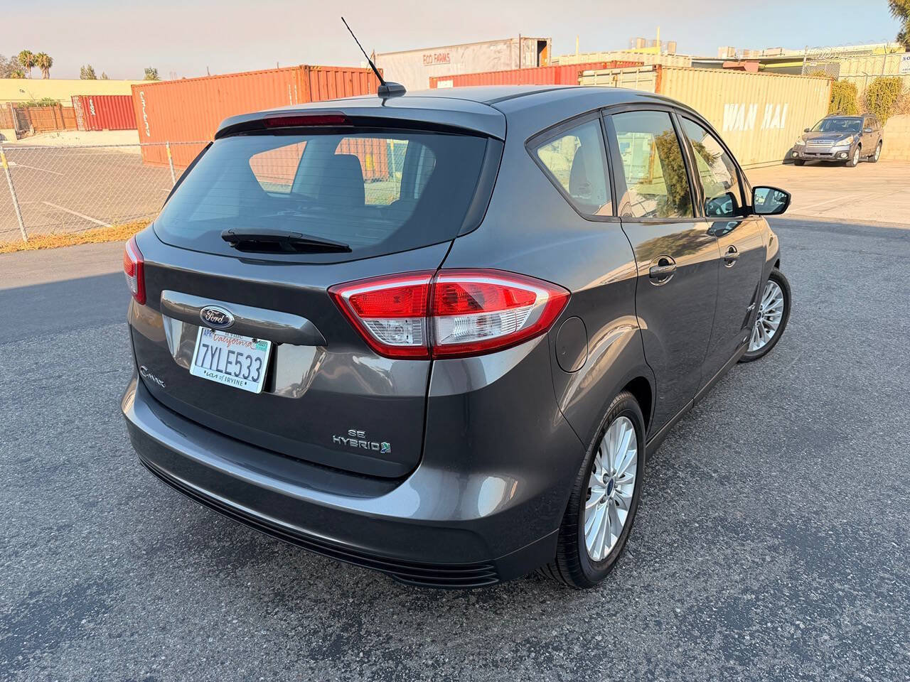 Used 2017 Ford C-MAX SE FWD image 17