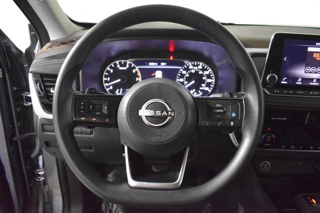 Used 2022 Nissan Rogue SV AWD/4WD image 12
