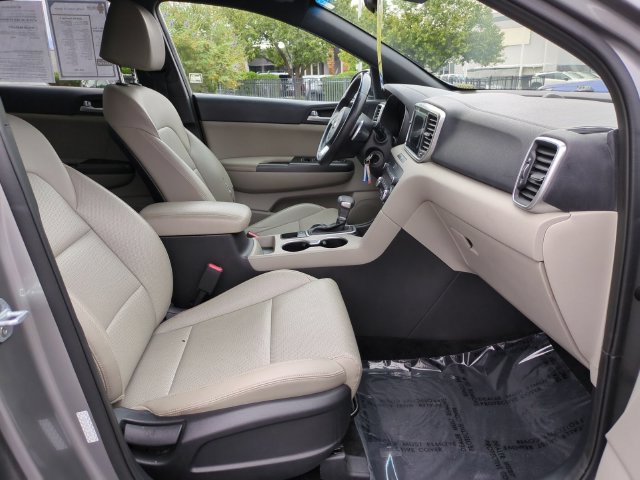 Used 2020 Kia Sportage S w/ S Sunroof Package FWD image 32