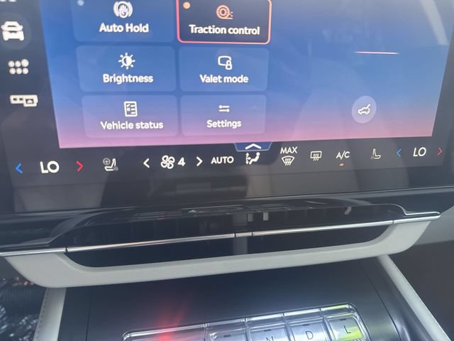 New 2026 Lincoln Nautilus Premier AWD/4WD image 19