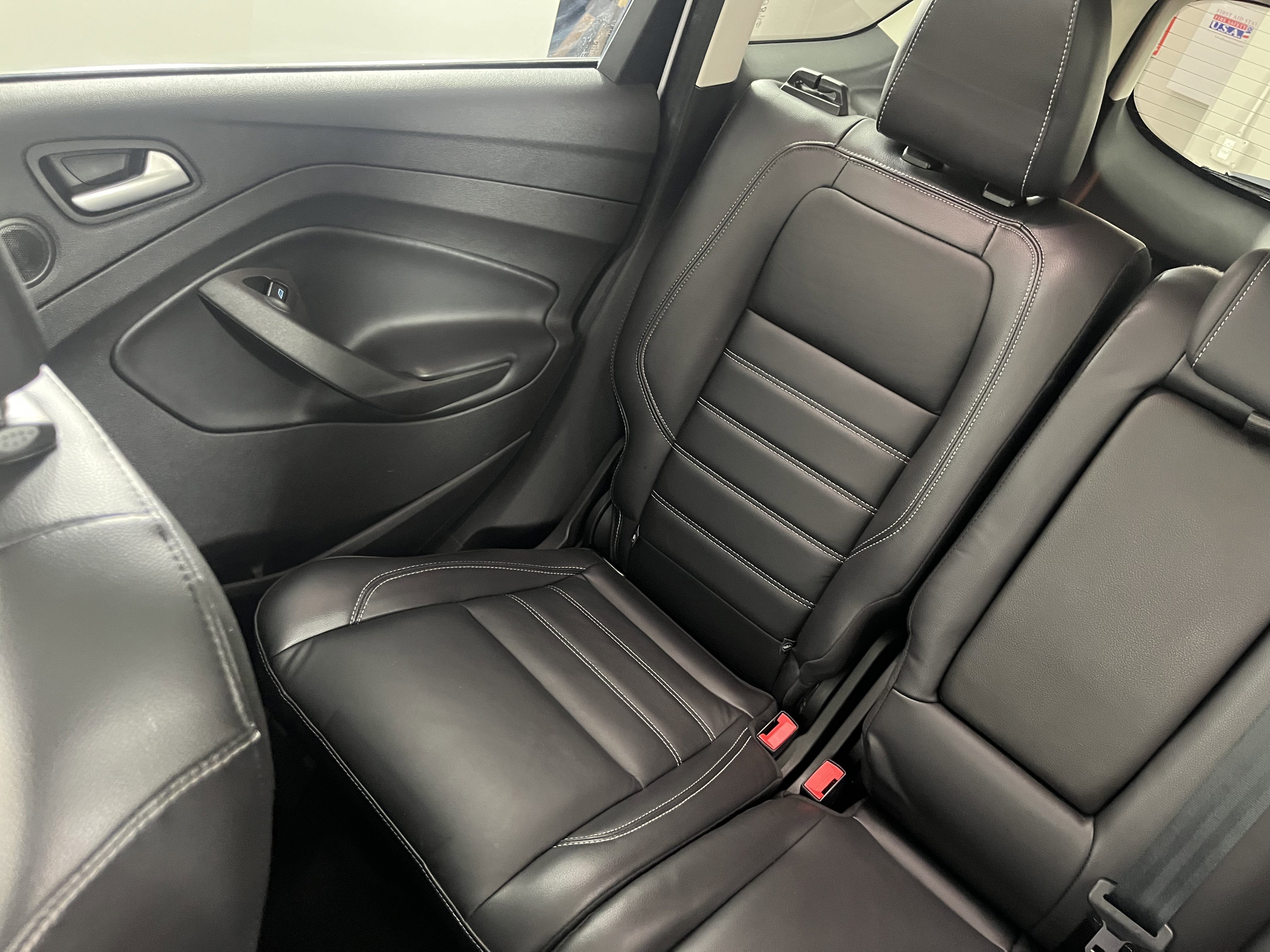 Used 2019 Ford Escape Titanium image 22