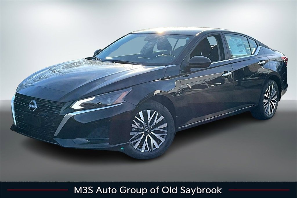 New 2025 Nissan Altima 2.5 SV