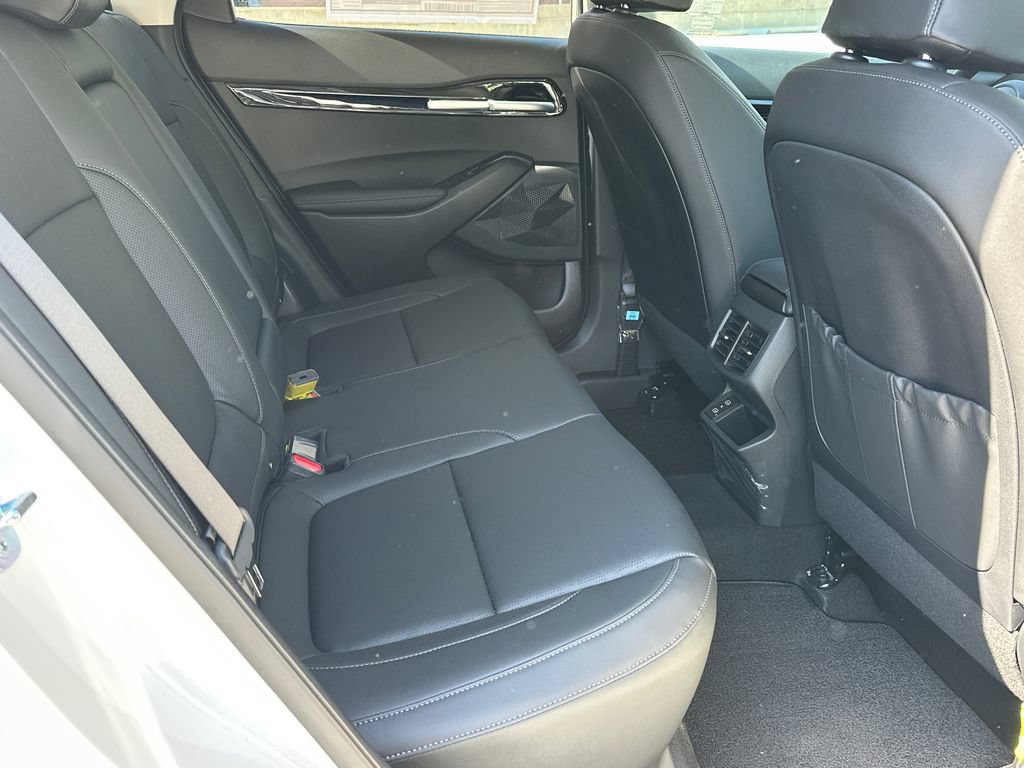 New 2026 Kia Seltos EX AWD/4WD image 13