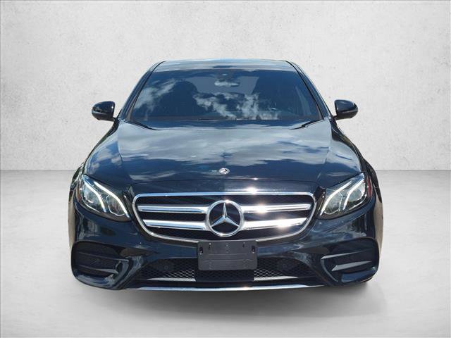 Used 2020 Mercedes-Benz E 350 4MATIC Sedan image 2