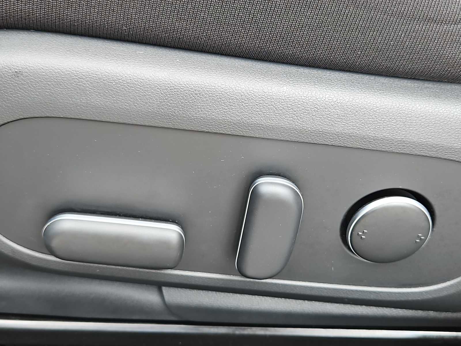 Certified 2024 Hyundai Ioniq 5 SEL RWD image 17
